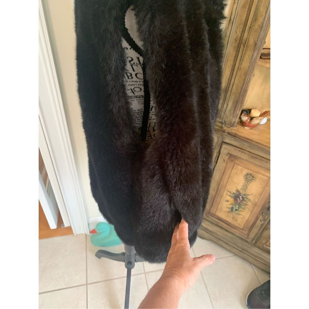 Coaco NY Reversible Soft Faux Fur Sleeveless Black Vest Jacket Winter - Picture 4 of 13